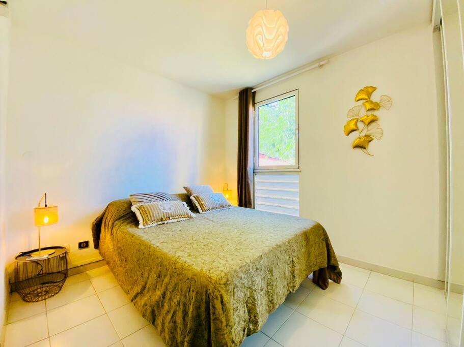 Appartamento Le Hamo - Tropical : T2 piscine proche plage Sainte-Anne Esterno foto